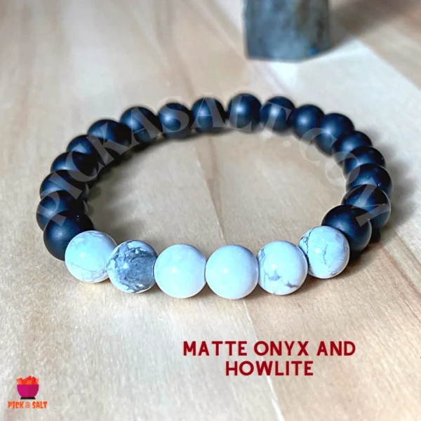 Matt Onyx and Howlite Beads Bracelet